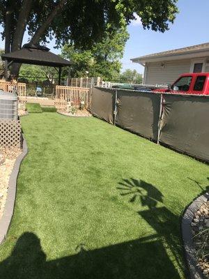 Dog park quality artificial turf