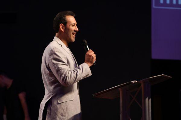 Pastor Richard Robles