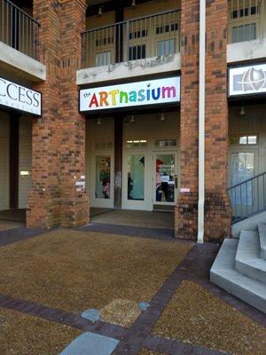 The Artnasium