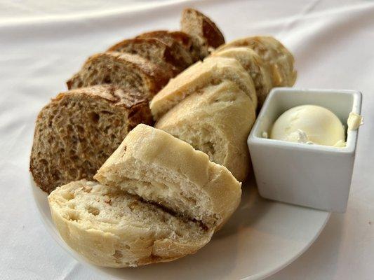 Complimentary bread. The white bread is garlic bread (actual garlic pieces within the bread) and this was AMAZING. SO GOOD