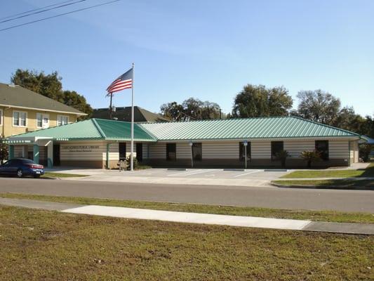 The Lake Alfred Public Library Edwin Moore Memorial