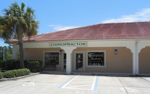 The front of Palm Coast Chiropractic Center.