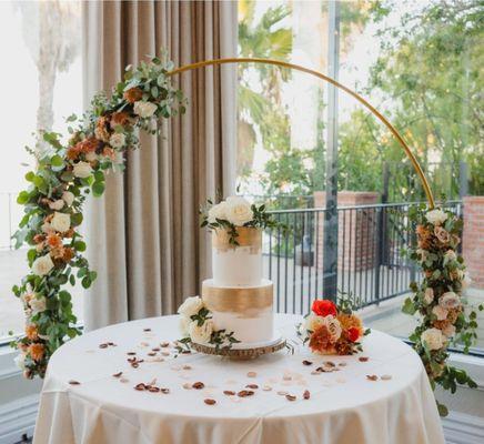 Cake table decor.