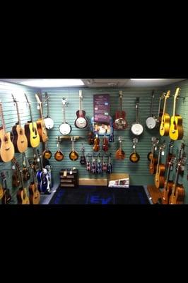 Huge Selection of Acoustic Instruments.