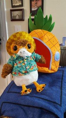 Per request, the porg from BaB with the pineapple house, Hawaiian shirt, and boater hat