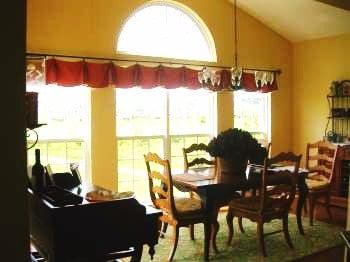 Breakfast Room