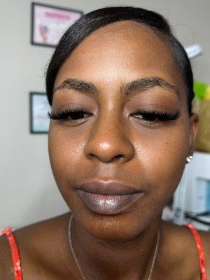 Volume eyelash extensions