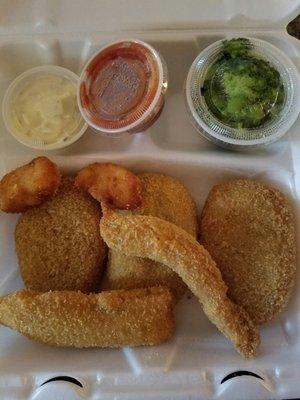 Deluxe fried seafood combo