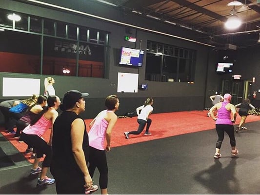 Getting our lunges in for our "amplifier." {Amplifiers are the mini workouts we squeeze in after the workout of the day}