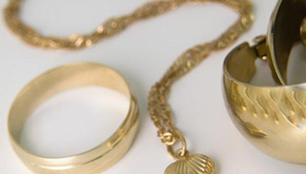 We buy gold on the Treasure Coast. We'll pay you top market value for your jewelry