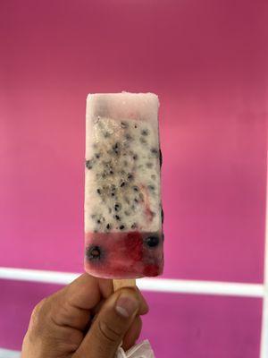 Dragonfruit popsicle