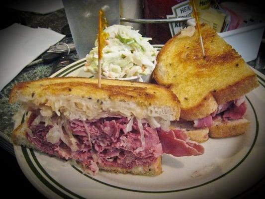 a very good Reuben