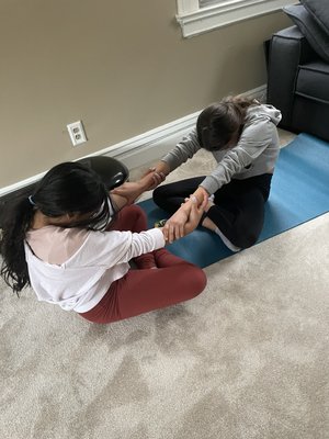 Partner teen yoga