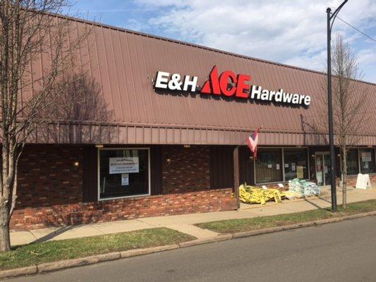 Millersburg Ace Hardware Store Front