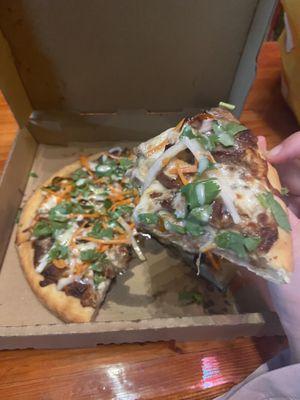 Bahn mi pizza