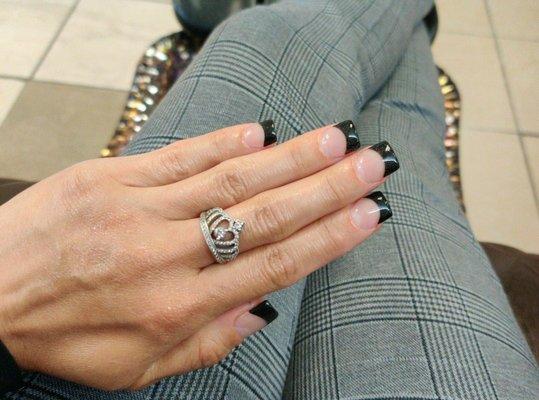 Black french tip nails