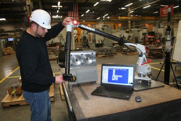 Verisurf software 3D scanning and inspecting steel casting before CNC machining.