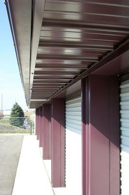 Northwest Storage photo showing 2' overhang on all the buildings.  This keeps snow and rain away from the front of the storage doors.