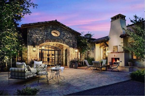 Beautiful patio space. Perfect for entertaining.