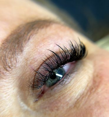 Volume Lash Extensions