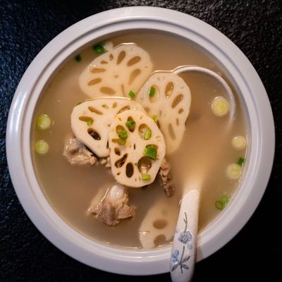 Lotus Soup with Pork Ribs