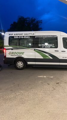 Groome Transportation