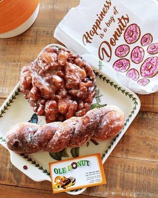 Apple Fritter & Cinnamon Glaze Twist get a chef's kiss!