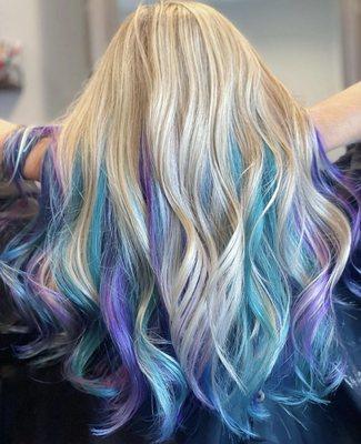 These colors  magical mermaid vibes ‍