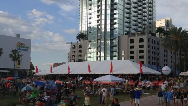 VIP Tent was double the size at Margarita Festival 2016 but so were the lines