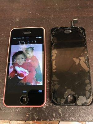 iPhone 5C screen glass and damaged LCD repair