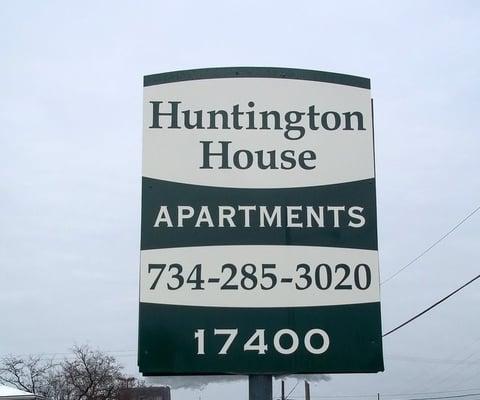 Welcome to Huntington House Apartments!