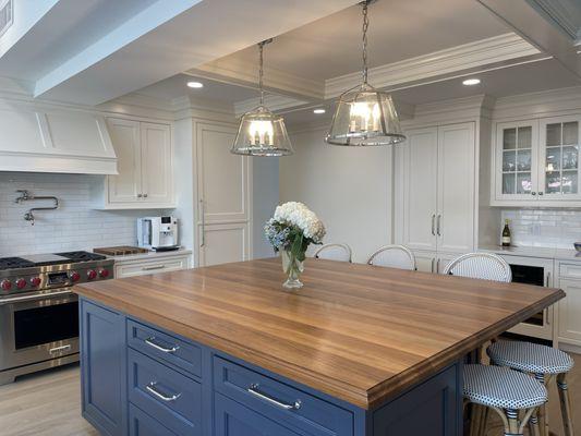 We were lucky to get to help our customer in Rye NH with their beautiful kitchen remodel!