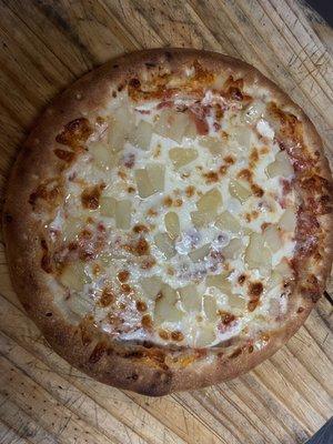 Pineapple pizza