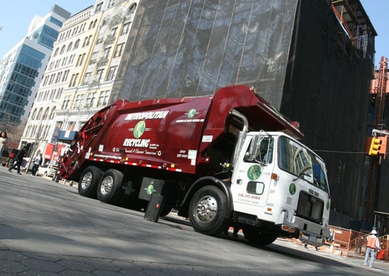 Metropolitan Truck in NYC