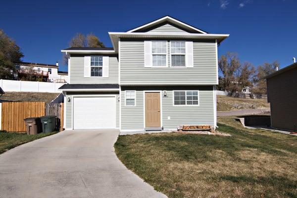 Gillette Real Estate
3000 Saddle String Cir - 3 bed, 2.5 bath