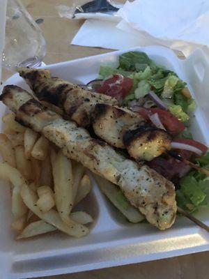 Chicken souvlaki platter