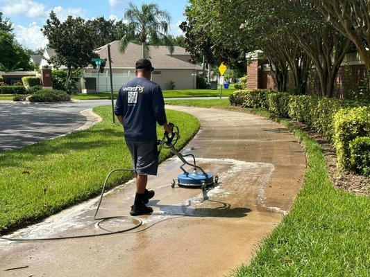 HOA community pressure washing.