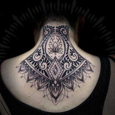 Pattern work on the back of neck,  done in one session