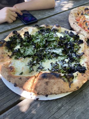 Kale pizza