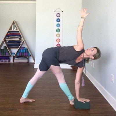 Paige Williamson, Yoga teacher (200 hr YTT)