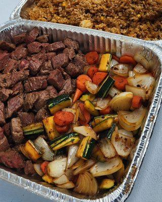 Double steak tray with grilled vegetables