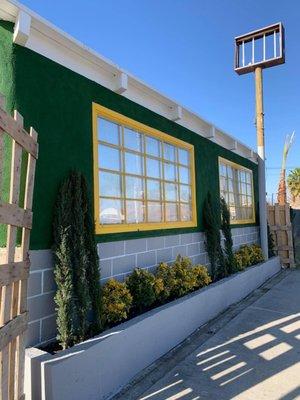 California Beauty Nursery & Flower Shop