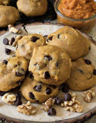 Soft Chocolate Chip Cookies