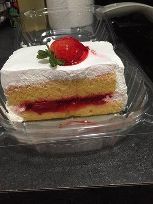 Strawberry shortcake slice