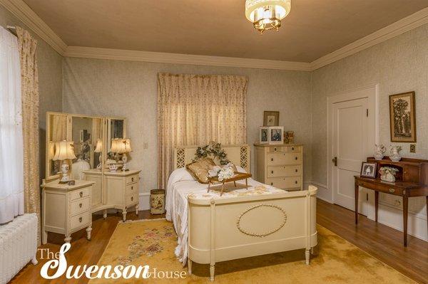 Shirley's bedroom