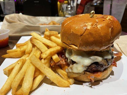 Mushroom Bacon Swiss Burger