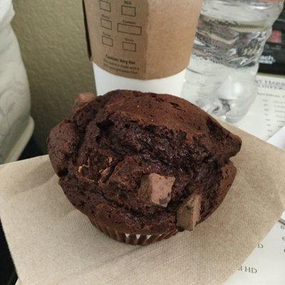 Chocolate muffin and Starbucks