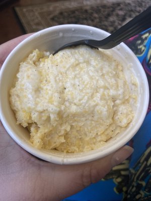 3/10/21 these cheesy grits are insanely delicious!