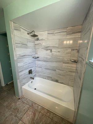 Porcelain tile for bathroom wall