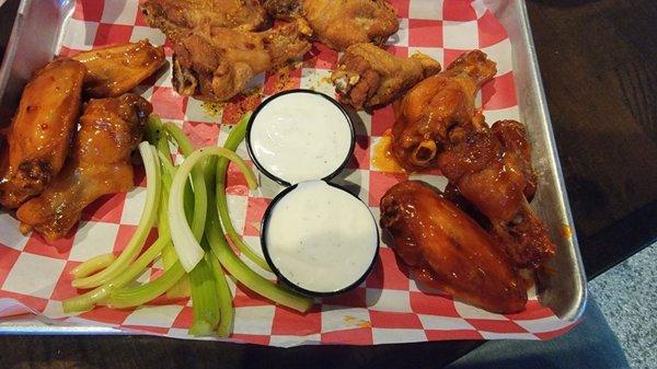 Wings: lemon pepper,  Thai Chili (hot), and mango habanero